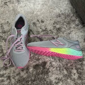 Girls grey multi color New Balance shoes size 4